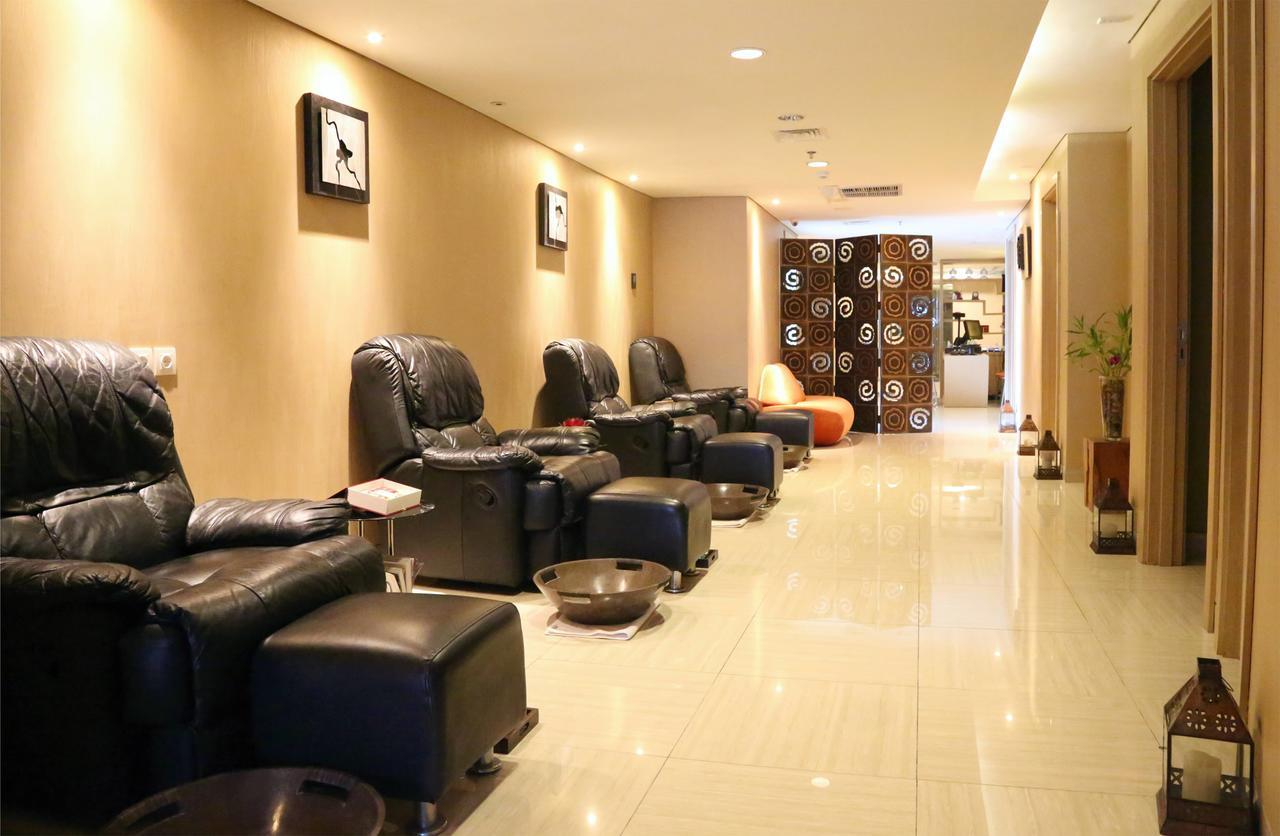 בנג'ארמאסין Golden Tulip Galaxy Hotel Banjarmasin מראה חיצוני תמונה